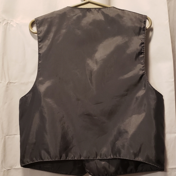 Boys suit/tux vest - Picture 2 of 5